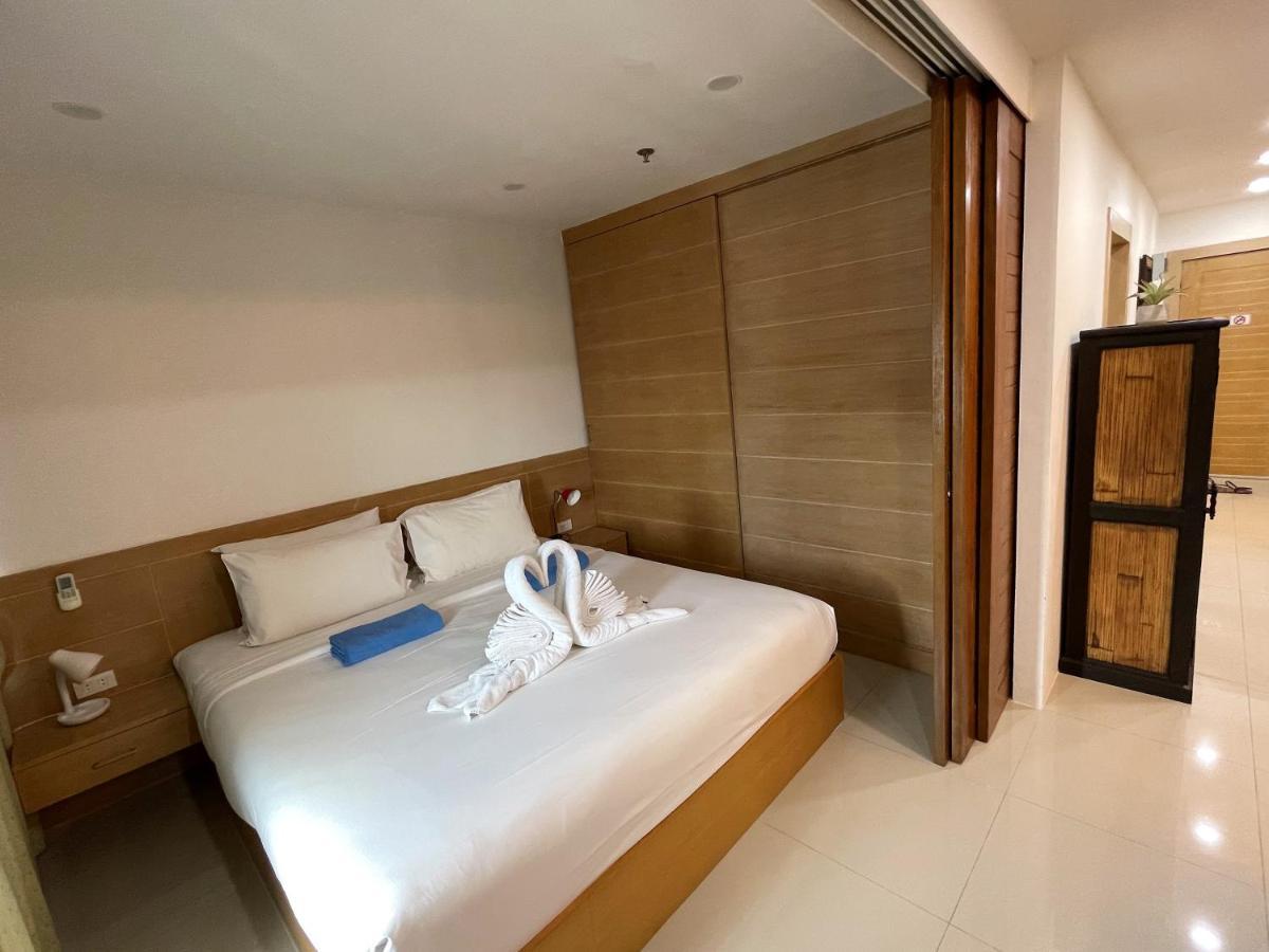 Patong Tower Apartment By Lofty Exteriör bild