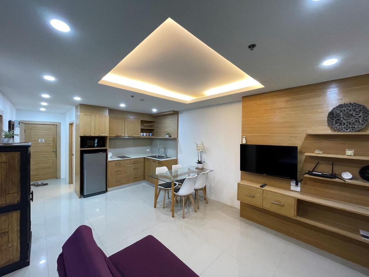 Patong Tower Apartment By Lofty Exteriör bild